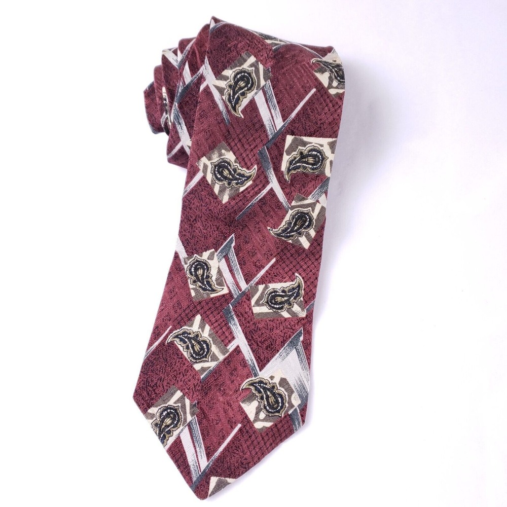 Surrey Abstract Paisley Necktie Red Geometric‎ Print Statement Tie Businesscore
